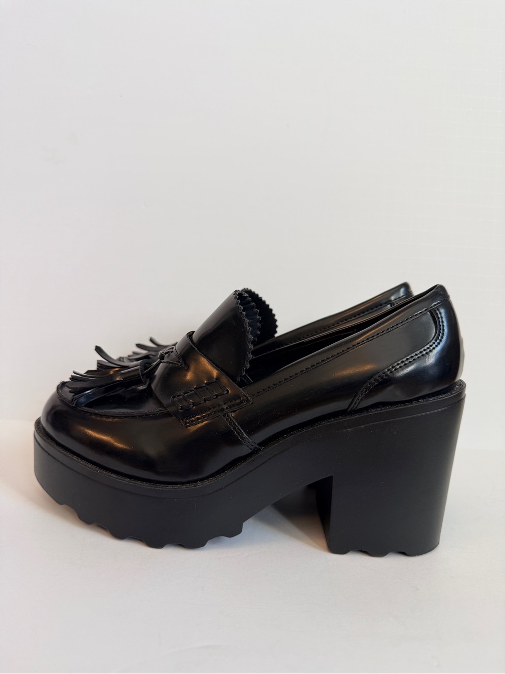 Mossimo Reagan Black Chunky Platform Tassel Loafers Block Heel Size 8.5 - Picture 2 of 6